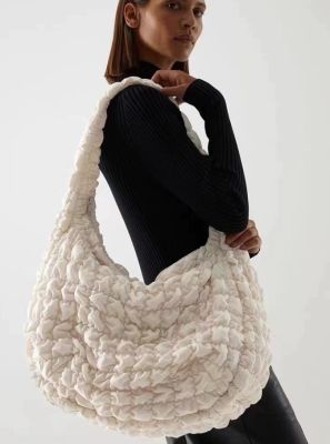 ▦ The new 2023 cos bales clouds niche high-capacity dumplings bag worn down bag bag tote bags women