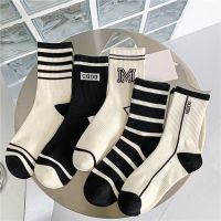 【jw】☃✚  New Fashion Striped Socks Cycling Street Skateboard Soft Ladies Stockings