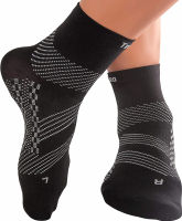 ‎TechWare Pro TechWare Pro Plantar Fasciitis Socks - Ankle Compression Socks for Women &amp; Men. Achilles Tendonitis Brace &amp; Foot Arch Support Medium Black / Gray