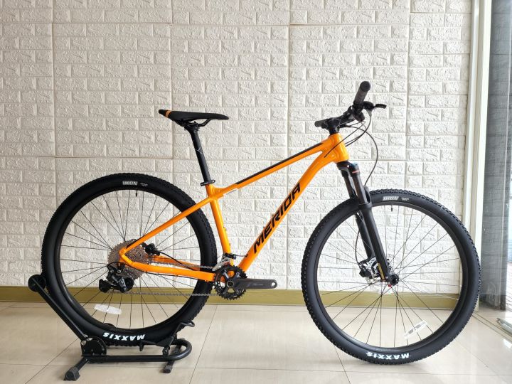 ผ่อน-0-จักรยานเสือภูเขา-merida-bignine-300-2023-สี-orange-black