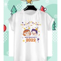 เสื้อยืดผ้าฝ้ายเสื้อยืดผ้าฝ้าย เสื้อยืดลายเสื้อลายปีใหม่ Merry Christmas &amp; Happy New Year 2022 ผ้า TK ใส่สบาย สีสันสดใส ใส่สบาย ไม่ยืดไ