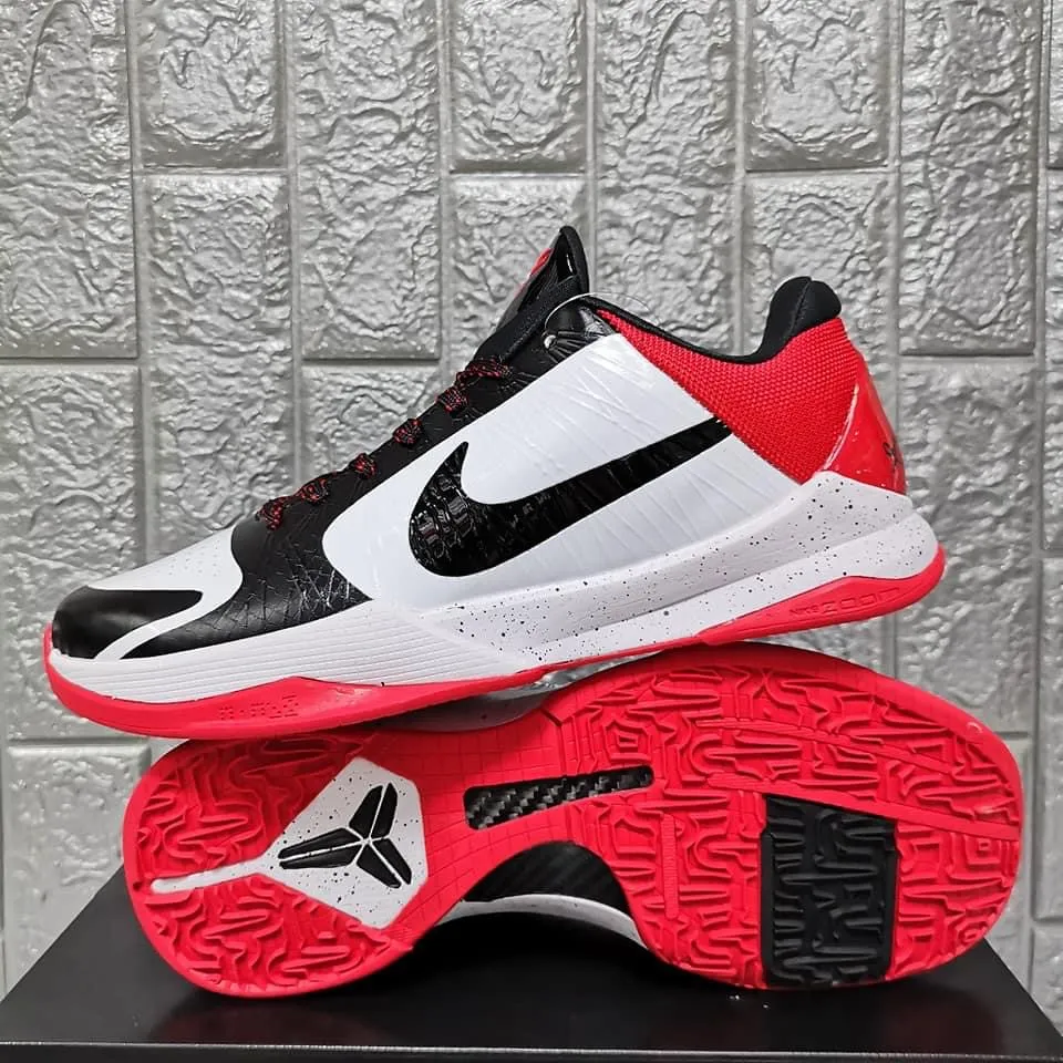 kobe 5 protro black toe
