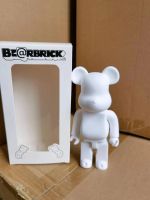 เดสก์ท็อปไฟเงาความรุนแรงหมีเหล็ก Ka แนวโน้มตุ๊กตาทำมืออาคารบล็อกหมีรุ่น Bearbrick 200%