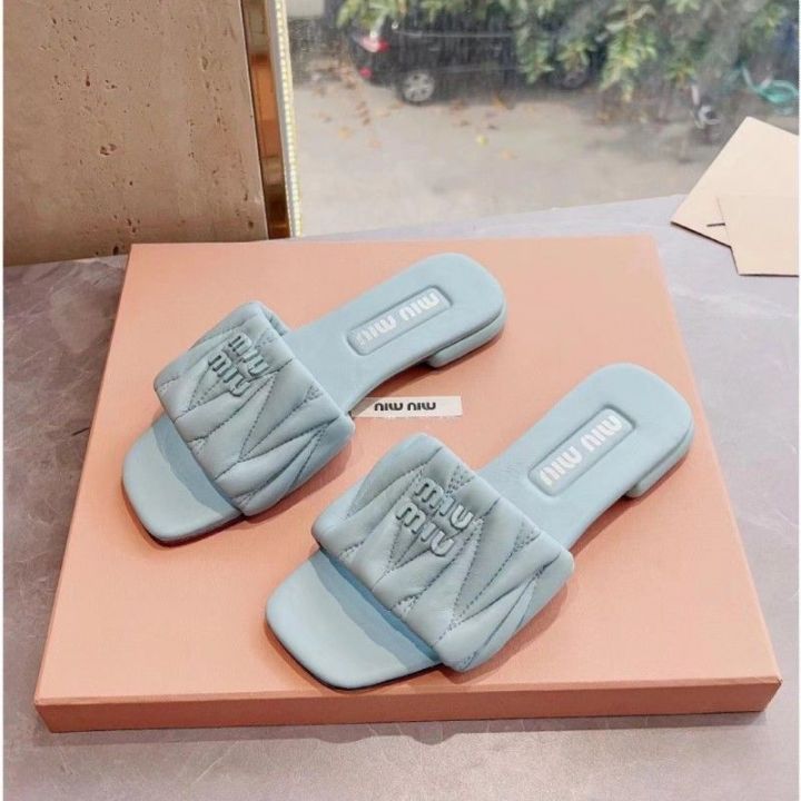 pure-original-star-super-hot-the-same-style-2023-spring-and-summer-new-comfortable-outerwear-sheepskin-flat-high-heeled-slippers