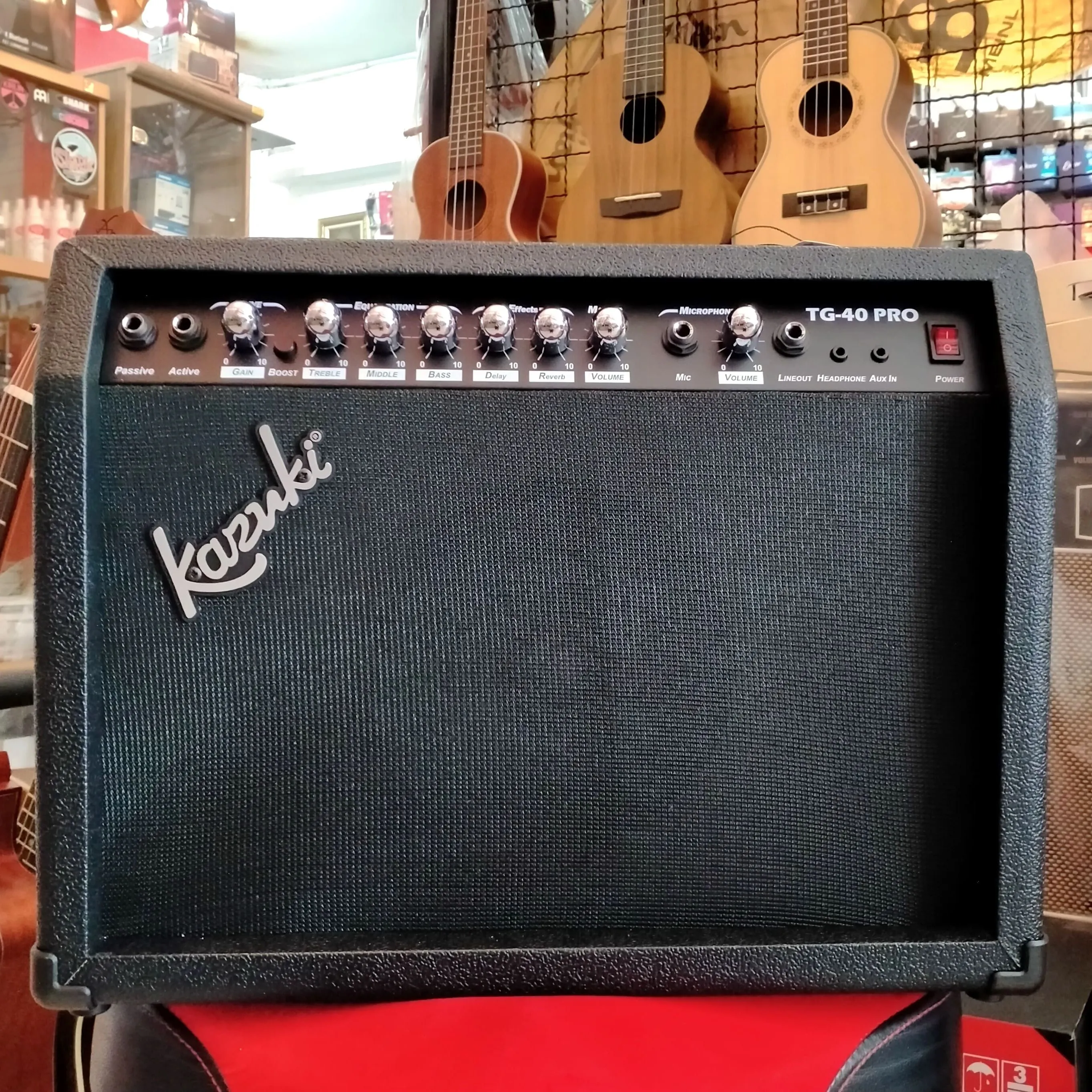 แอมป์กีต้าร์ Mr.7 40 W รุ่น GA-40R / TG-40 PRO ทรงตรง มีเอฟเฟคในตัว ...