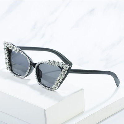 2021 Fashion Chain Rhinestone Sunglasses Women Prom Party Shoping Cat Eye Luxury Sun Glasses Lady Plastic Green Oculos