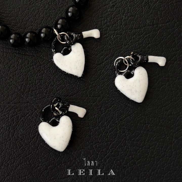leila-amulets-ลูกกุญแจแขไข-แม่กุญแจใจเศรษฐี-baby-leila-collection-สีดำ-พร้อมกำไลหินฟรีตามรูป