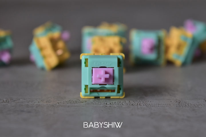 พร้อมส่งในไทย-magic-girl-classic-sp-star-switch-tactile-switch-mechanical-keyboard-mint-top-housing-yellow-bottom-housing-pink-stem