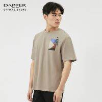 DAPPER เสื้อยืด Geometric Block Print ทรง Relaxed Fit สีน้ำตาล (KRE1537LS)S-5XL