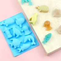 【lz】☞❈✵  3D Marine Chocolate Silicone Mold DIY Mini Pinguim Polvo Golfinho Baleia Peixe Em Forma Cubo De Gelo Biscoito Doces Cozimento Bolo