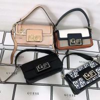 GUESS New womens bag Europe and the United States fashion color matching shoulder bag tide brand baguette bag all-match Messenger bag