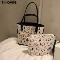 South snoopy joint Copenhagen female hand-held tote bag 2023 new slanting across the bag and handbag