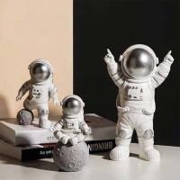 Cute Figure Astronaut Action Figure Astronaut Mini DIY Model Action Figures Home Decoration Astronaut Model