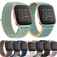 [HOT EWSGWJKKAI HOT] ไนลอน Solo Loop สำหรับ Fitbit Versa 3 2 1 Lite Band กีฬาสร้อยข้อมือปรับได้สำหรับ Fitbit Sense Watchband Smartwatch อุปกรณ์เสริม