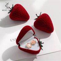 1pc Red Velvet Strawberry Ring Box Wedding Jewelry Display Case Holder Gift Boxes Romantic Organizer Engagement Ring Case