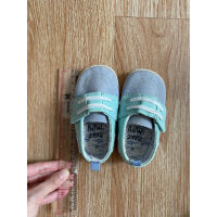 Next mini shoes preloved/baby preloved shoes Brand next Sz4 รองเท้าลําลอง สําหรับเด็กTH