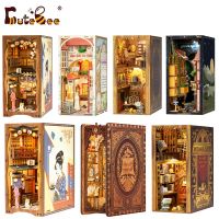 CUTEBEE DIY Book Nook DIY Miniature House Kit Niture และ Light Eternal Bookstore ชั้นวางหนังสือใส่ชุดสำหรับ