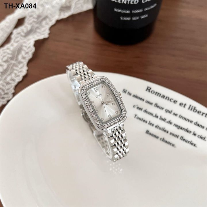 dali-keshi-luxury-นาฬิกาหญิง-ins-อารมณ์แฟชั่นเพชรล้อมเปลือกหอยมุก-นาฬิกาควอทซ์