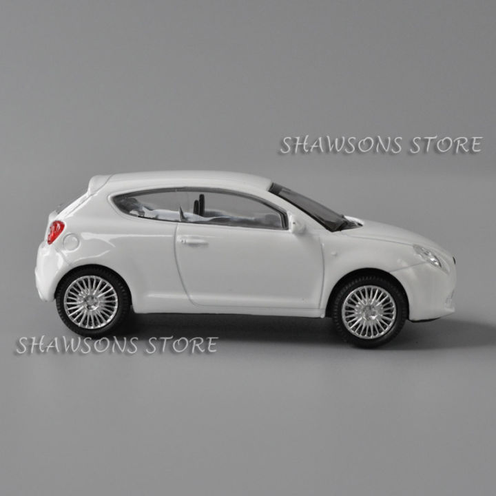 mondo-motors-1-43-scale-diecast-car-model-toys-alfa-mito