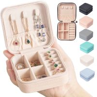 Portable Jewelry Storage Box Multicolor Leather Travel Organizer Jewelry Earrings Necklace Rings Organizer Display Case Boxes