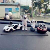 Astronauts car small place creative sense of high-grade automotive aromatherapy senior male perfume astronauts interior decoration