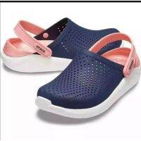 [A NEW HOT]Clog Crocs รองเท้าแตะชายหาดสำหรับผู้หญิงสีกรมท่าสีชมพูมีการอุดตัน36-40