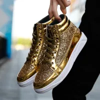 ใหม่ Cool Glossy Men Casual รองเท้า Lace Up Beaded High-Top รองเท้าผ้าใบผู้ชาย R Punk Streetwear Bright Gold รองเท้าขนาด39-45