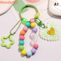 ?【Lowest price】Wonderful พวงกุญแจจี้ปักลายหัวใจทำจากอะคริลิคน่ารักสำหรับผู้หญิงกระเป๋าสไตล์เกาหลีอุปกรณ์ตกแต่งพวงกุญแจลูกปัดหลากสี