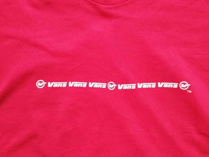 เสื้อยืดผู้ชาย-vans-u-s-a-เสื้อยืด-สีแดงไซส์-42-ของแท้-สภาพเหมือนใหม่-ไม่ผ่านการใช้งาน