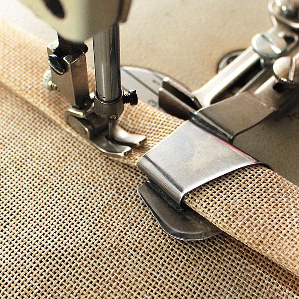 3.2mm Pressure Foot Universal Industrial Single-Needle Fat Bed Sewing Machine Rolled Hem Presser Foot for Most Industrial Single-Needle Flat Bed Sewing Machines 1/8 