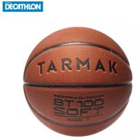 TARMAK ลูกบาสเก็ตบอลสำหรับเด็กผู้ชายอายุมากกว่า 13 ปี รุ่น BT100 เบอร์ 7 (สีส้ม) DECATHLON