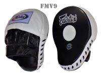 Fairtex  focus mitts Ultimate Contoured FMV-9 Black-white for Training Muay Thai MMA K1 เป้ามือแฟร์แท็กซ์ สีดำ - สีขาว สำหรับเทรนเนอร์ ในการฝึกซ้อมนักมวย