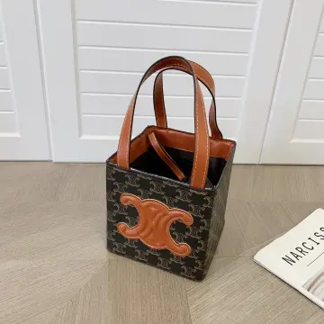 Shop Woman Celine Tote Bag with great discounts and prices online - Oct  2023