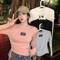 ? เสื้อไหมพรม แขนยาว คอกลม ดีเทลเชือกรูดข้าง เก๋มาก สินค้าพร้อมส่ง ( 63017 )