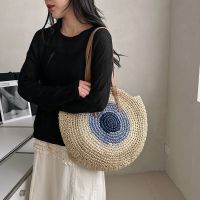 Simple woven bag large-capacity tote bag 2023 spring new fashion trend shoulder bag straw woven beach bag 【BYUE】