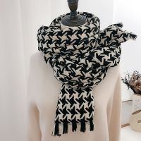 【Miki Xinyuan】ผ้าพันคอ Houndstooth หรูหราสำหรับผู้หญิงและผู้ชายผ้าพันคอลายสก๊อตแคชเมียร์ฤดูหนาวของขวัญวันหยุด