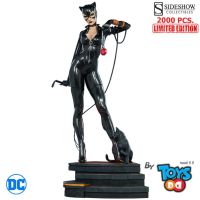 Sideshow Collectibles Premium Format™ Figure Catwoman