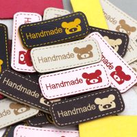 50Pcs Handmade Tags Koala Hand Made Labels PU Leather Label For Clothes Sewing Tag DIY Hats Bags Garment Accessories 42x17MM Stickers Labels