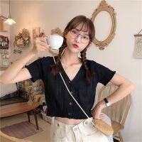 Xiaozhainv ✨ Women Korean fashion V-neck hollow Slim short All-Match simple short-sleeved Tshirt