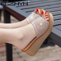 2022 Fashion Flip Flops Women Shoes Slippers Platform Summer Shoes Open Toe Wedges Sandals Crystal Shoes Women Plus Size 35-40