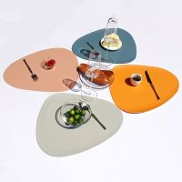 【small stationery】   บนโต๊ะอาหารแผ่น Placemat PUTable MatInsulation Placemats ลื่นชามรถไฟเหาะ KitchenStyle