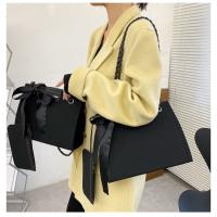 Autumn and Winter Tote Bag Womens Large Capacity2020New Trendy Stylish Good Texture Chain Shoulder Bag Solid Color Embroidery Thread Handbag