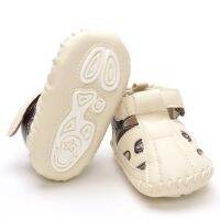 [Hely TOP-ข้อเสนอพิเศษ] 0-2 years Baby Boys PU Leather Breathable Closed-toed Flat Shoes (Beige) 1D173