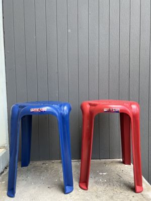 เก้าอี้ เก้าอี้พลาสติก เก้าอี้หัวโล้น ยี่ห้อ Brand SRIPONG ศรีพงษ์ มี2สีให้เลือก สีน้ำเงินและสีแดง