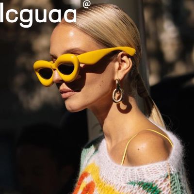 Thick Frame Cat Eyes Big Sunglasses Women 2022 Luxury Brand Designer Oversized Stylish Punk Sun Glasses Gafas De Sol Para Mujer
