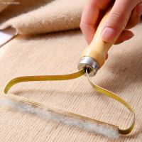 ♦♈ Portable Manual Scraper Hair Remover Double Side Copper Brush Head Ball Removal Clothes Carpet Wool Coat Shaver Knitting Tool