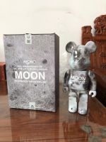 หมีรุนแรง Bearbrick เดสก์ท็อปตกแต่ง Moon Surface Earth Mars Bearbrick กล่องสี Joint 400%