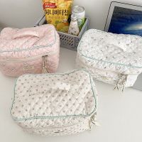 HOT★น่ารัก Quilting ผ้าฝ้ายแต่งหน้ากระเป๋าผู้หญิงซิปเครื่องสำอางค์หญิงกระเป๋าถือกล่องรูปร่างพกพากรณีสำหรับหญิง