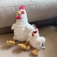 Bessie Chick ตุ๊กตาชุด Simulation Chicken สีขาวรูปไก่ตัวผู้ของเล่นโมเดลของเล่นตุ๊กตานิ่มสำหรับตกแต่งบ้านและห้อง