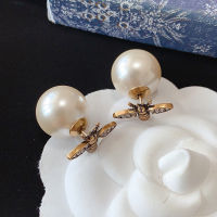 New Bee Pearl Earrings for Women Round Pearl High-end Ear studs Luxury Elegant Fashion Glamour Holiday Gift Christmas Gift